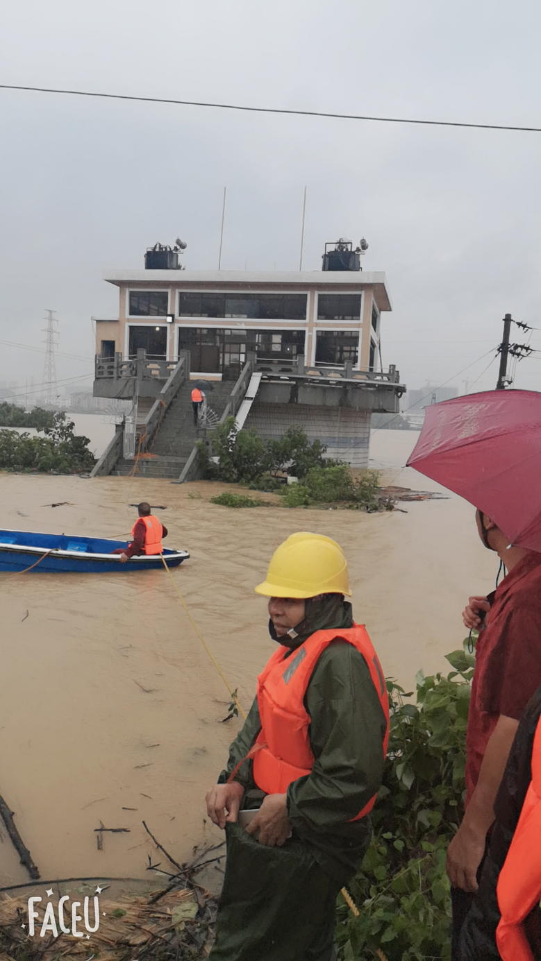 14308-嚴(yán)陣以待抗擊洪魔 確保全廠生產(chǎn)供水1.png 14308-嚴(yán)陣以待抗擊洪魔 確保全廠生產(chǎn)供水1.png